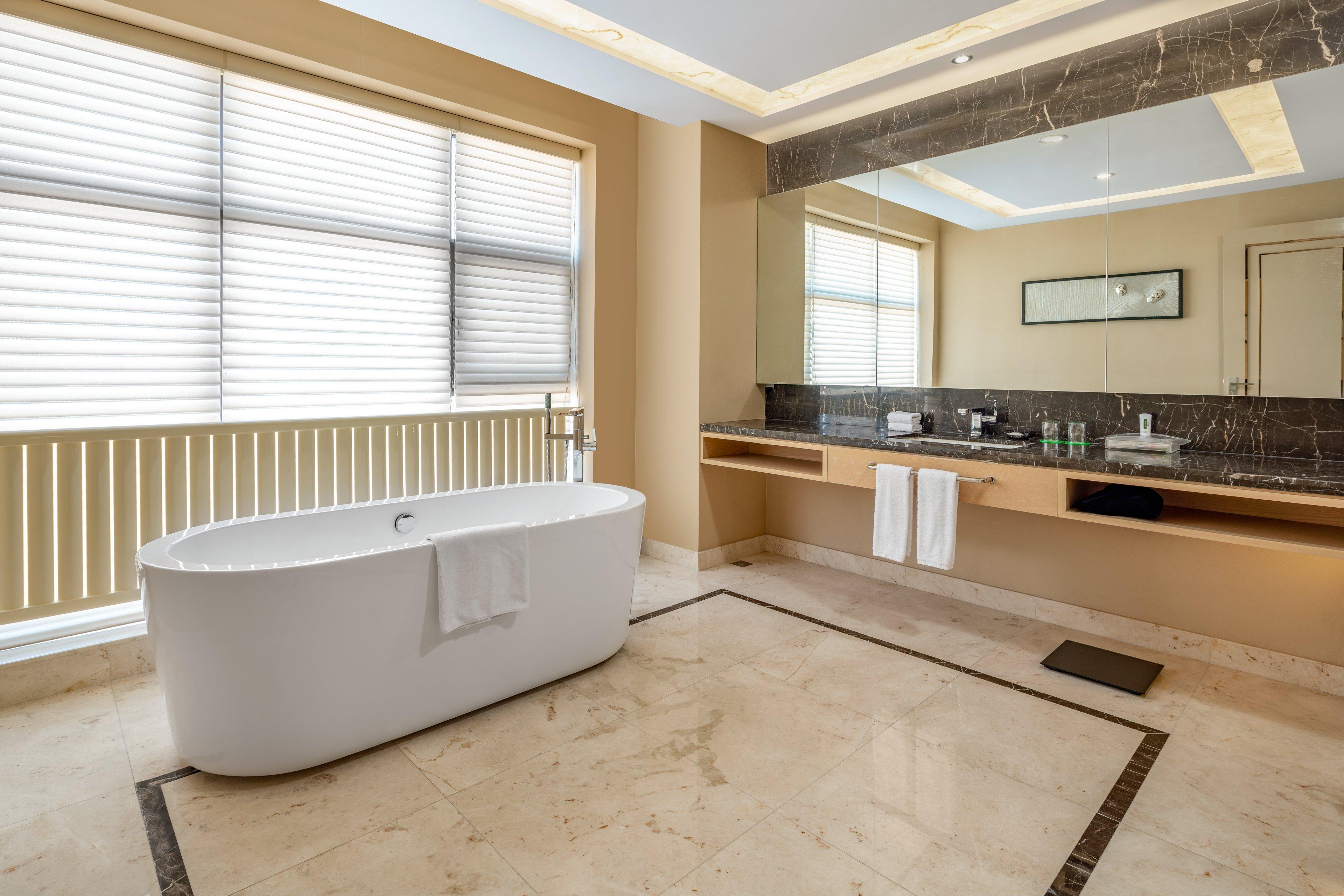 Holiday Inn & Suites Hulunbuir, An Ihg Hotel Экстерьер фото